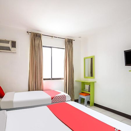 Oyo 210 Apple Tree Suites Cebu Luaran gambar