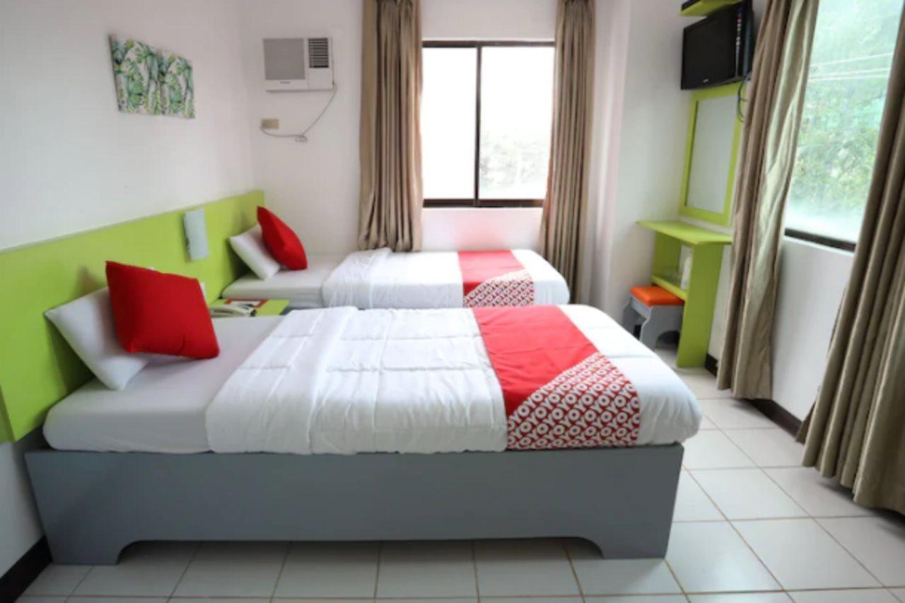 Oyo 210 Apple Tree Suites Cebu Luaran gambar